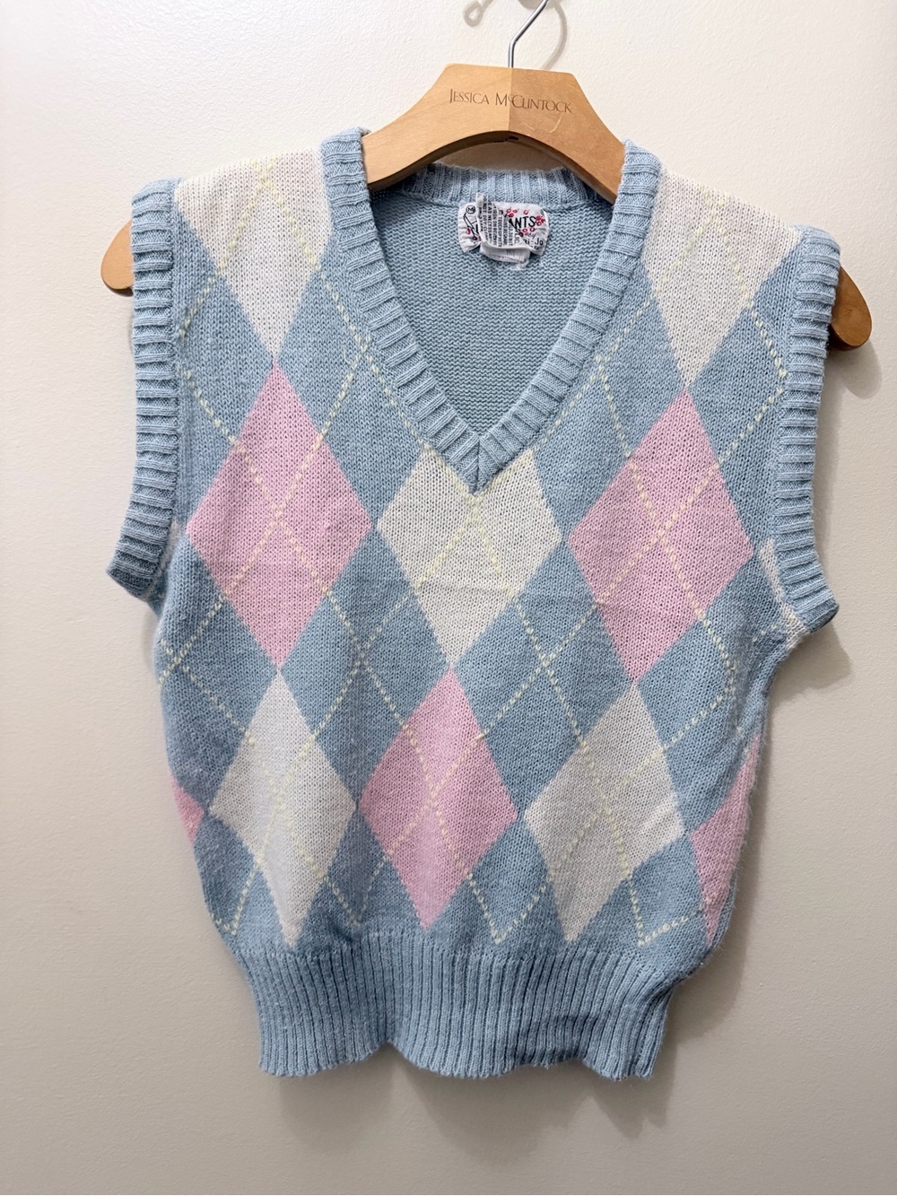 Vintage Pastel Knit Sweater Vest Argyle Diamond Pattern V Neck M Preppy Layers M